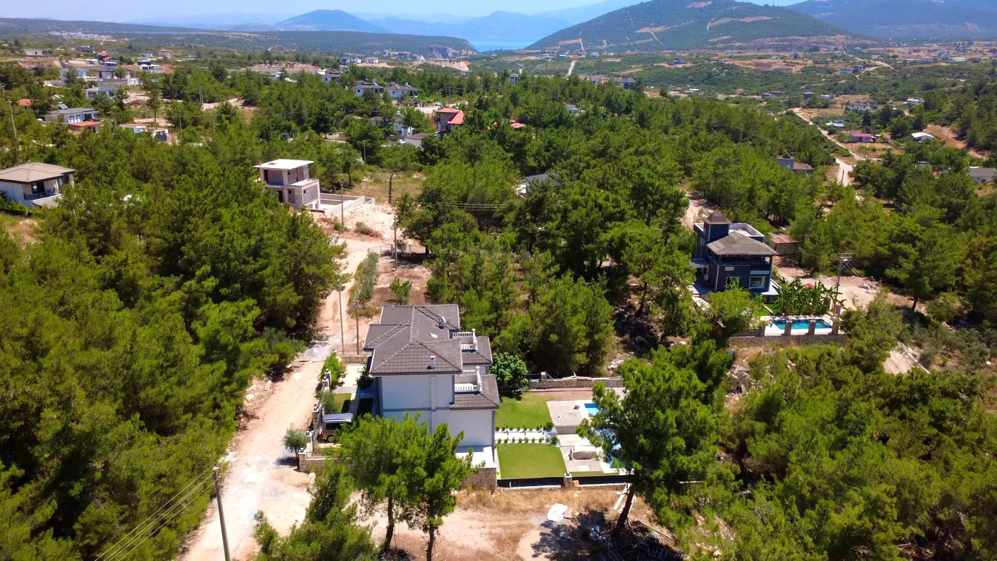 Çam manzaralı villa